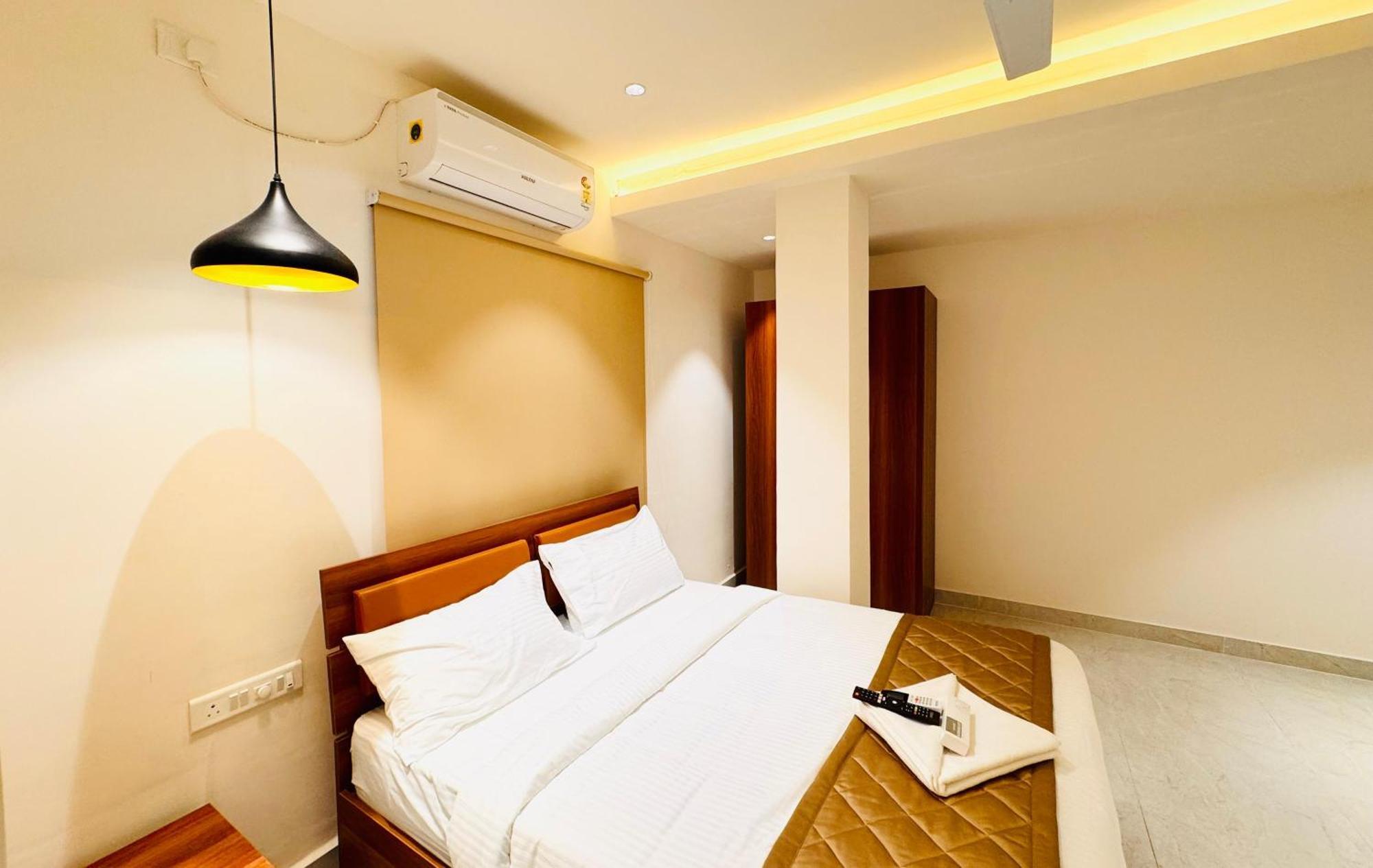 Hotel Star Avenue - Indiranagar Bangalore Exterior foto