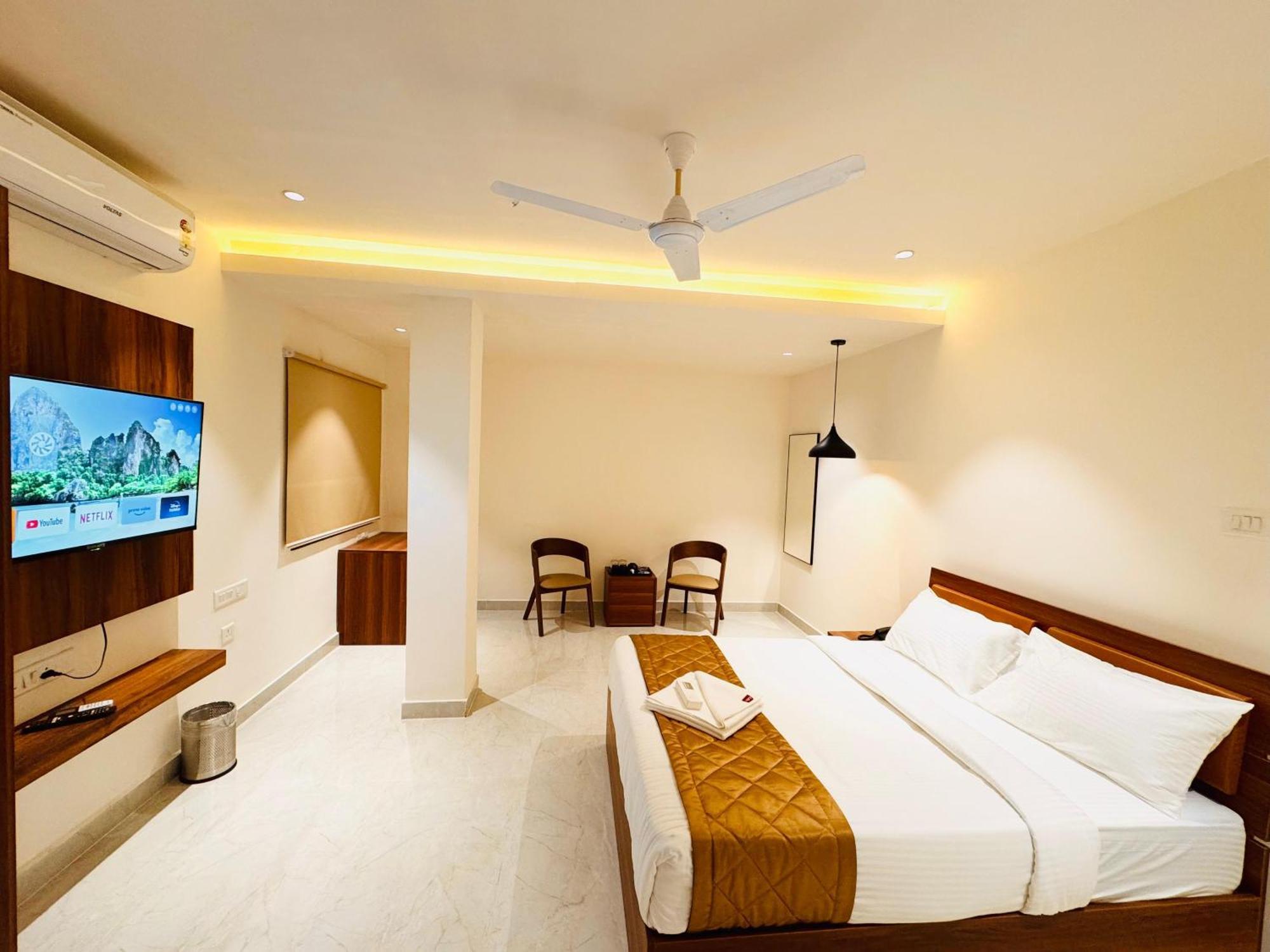 Hotel Star Avenue - Indiranagar Bangalore Exterior foto